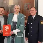 Ehrung des langjährigen Stadtführers und Knorr-von-Rosenroth-Darstellers Günter Haller